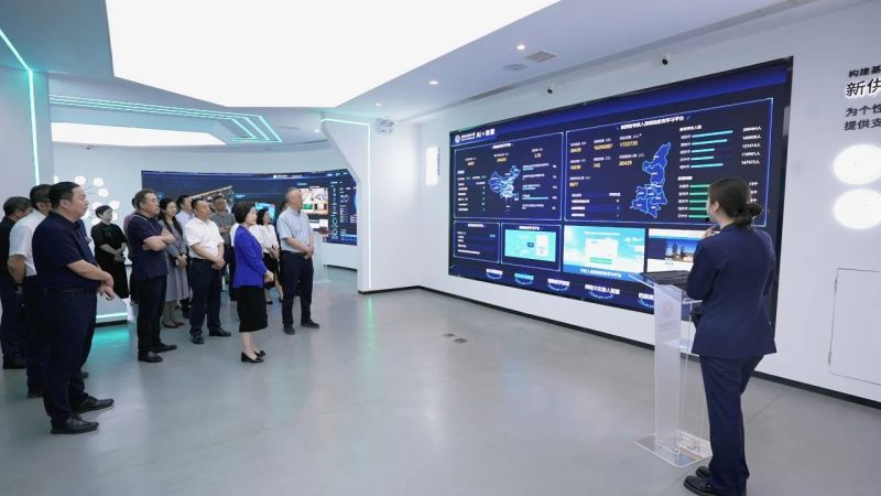 西安市教育局赴西安電子科技大學開展人工智能助力教育變革專題調研